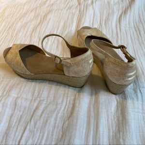 Toms Wedges